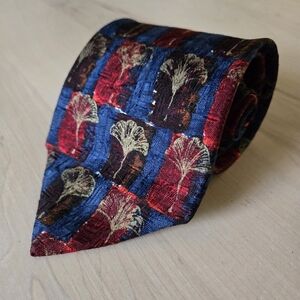 Ermenegildo Zegna Blue and Red Artistic Tie